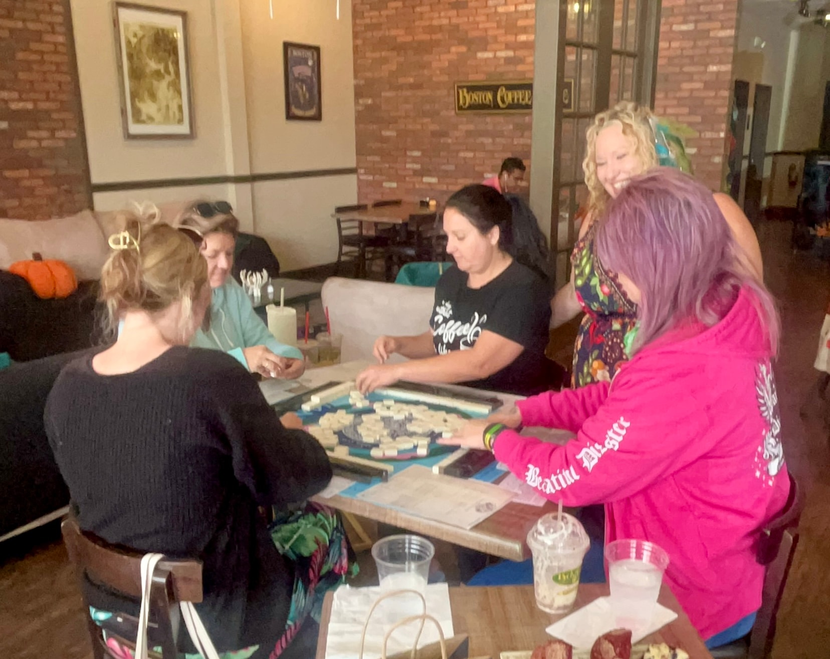 Mahjong play at Boston Coffee